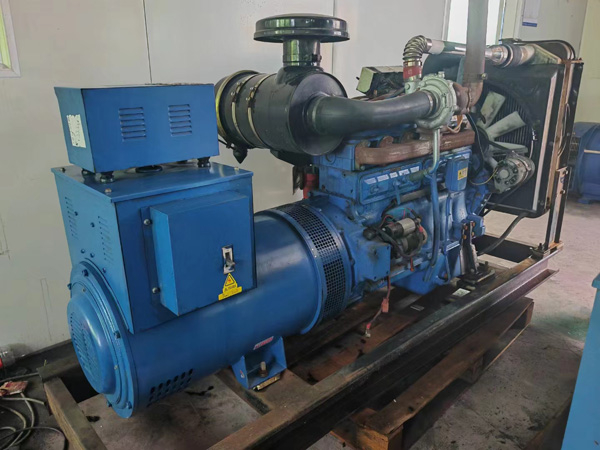 凤翔100kW柴油发电机组使用多级机油有哪些优缺点？